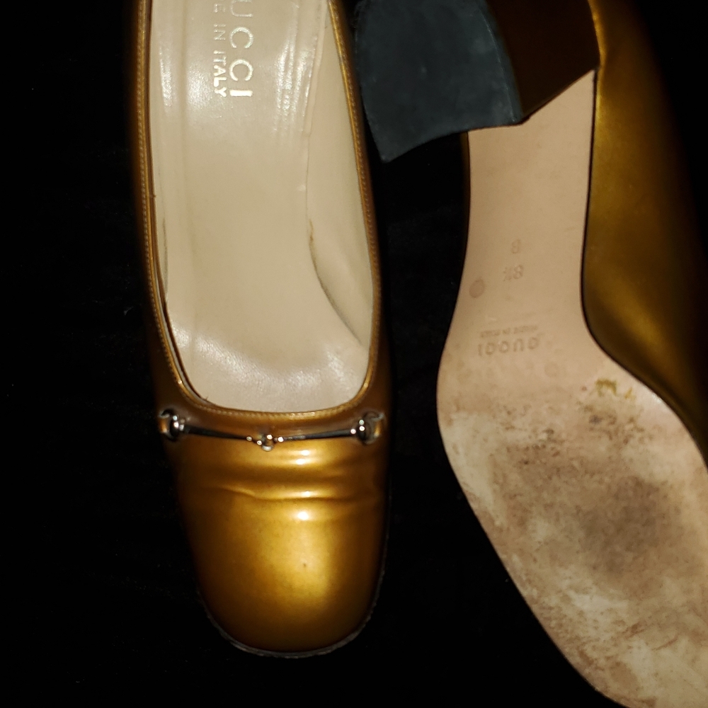 Shoes - Picture 2 of 4